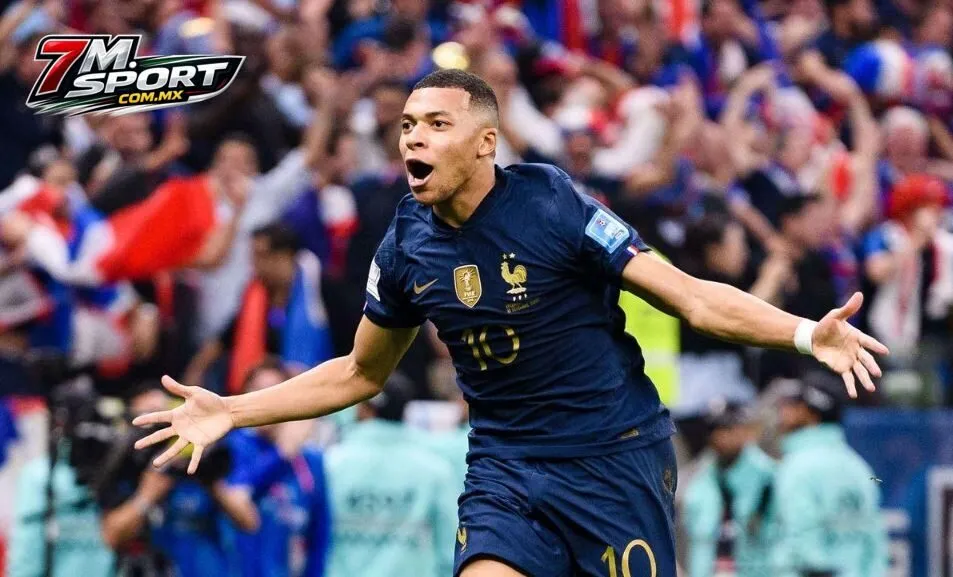 Mbappé trong màu áo tuyển Pháp