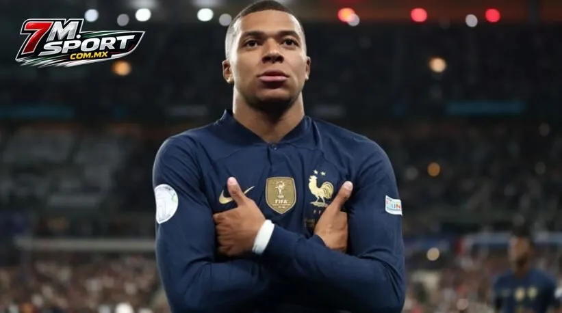 Mbappé ăn mừng bàn thắng
