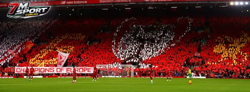 Sân Anfield rực lửa